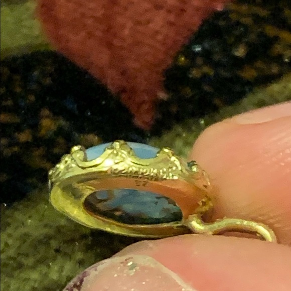 Vintage 1960’s Natural Opal 12K Gold Filled Pendant - Picture 4 of 5